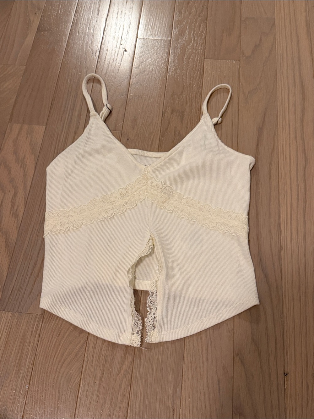 Hollister cream cami lace top
